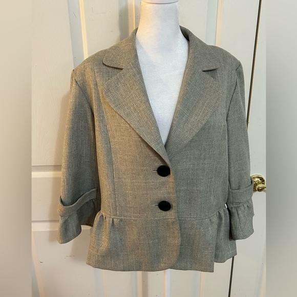 Blacker by Stanley Blacker size 14 cropped blazer - Picture 1 of 5